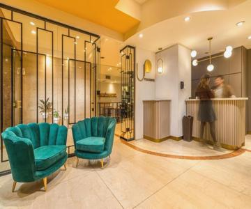 Up Viamonte Hotel