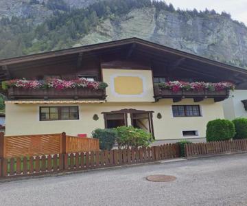 Ferienwohnung Rohrmoser Mit 2 Schlafzimmern