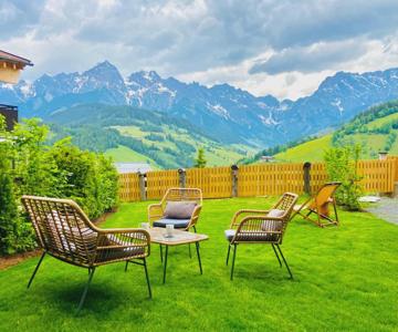 Ski-in & Ski-out Out Chalet Maria With Amazing Mountain View