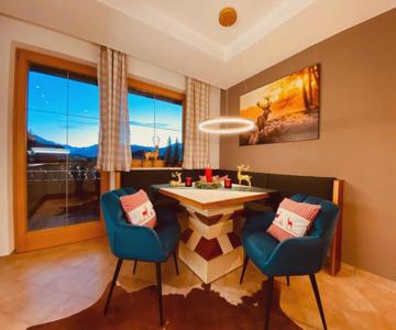 Chalet Platzhirsch Zillertal Panoramablick