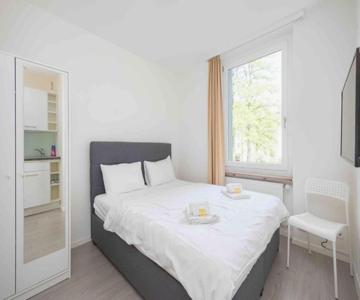 Urban Oasis With Queen Bed And View Be-12