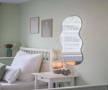 Comfortable 3 Room Apartment I 81 M2 I Central L Self-check-in I Elevator & Balkony