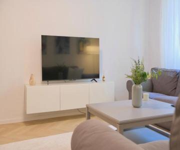 Spacious Design Apartment Würzburg Altstadt I Free Wine And Coffee