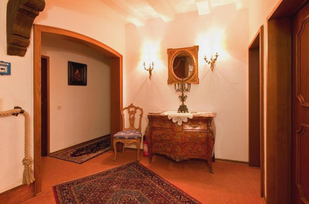 Burghotel F.- J.- Steinbusch