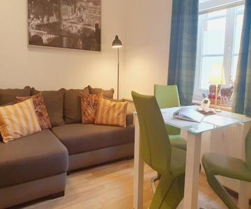 Ruhige Unterkunft Im Erdgeschoss ,nähe Schloss & Unesco-geopark, Waldeisenbahn, Natur Und Kultur Dir