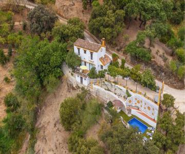 3 Bedroom Cozy Home In Algatocin