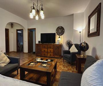 Large Apartment With Ac And Central Heating