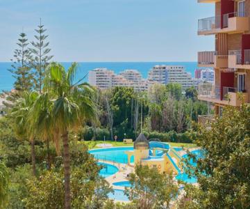 All Year Pool - Piscina Todo El Año Minerva Nature Boutique