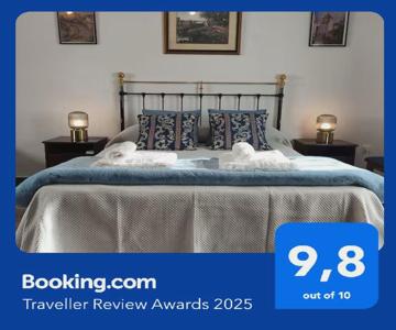 Entretorres. Casa-dúplex En Centro Histórico.