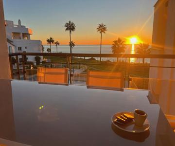 Sunrise Beach Front - Casares Del Mar