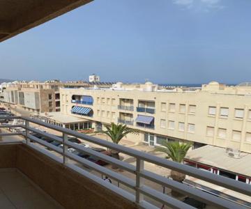 Apartamento Andalucía - Sea View, Beach, Marina, Lift & Free Parking