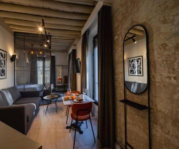 Home4u, Plaza Nueva 1