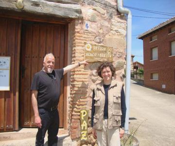 Refugio Acacio & Orietta