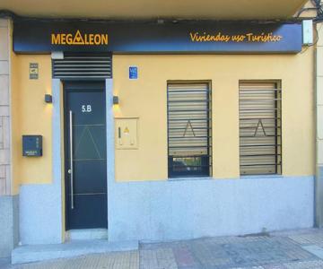 Apartamentos Megaleon