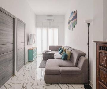 Apartamento En Planta Baja Cerca De La Playa En Badalona