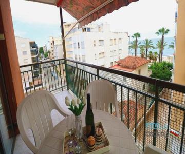 Neptuno Con Vistas Al Mar