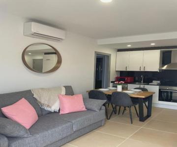 Luminoso Dúplex Con Parking