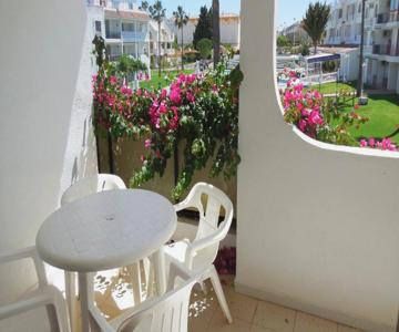 Apartamentos Habitat 3000