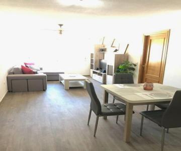 A 2 Calles Del Mar, Con Aire Acondicionado