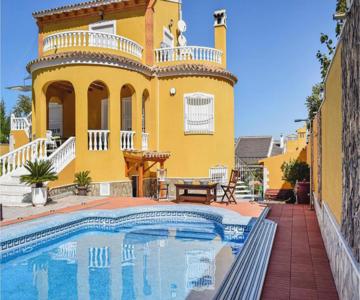 Cozy Home In Orihuela With Outdoor Swimming Pool