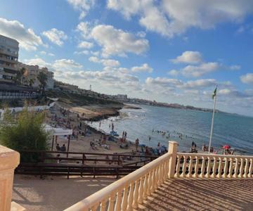 Apartamento En Cabo Cervera Torrevieja