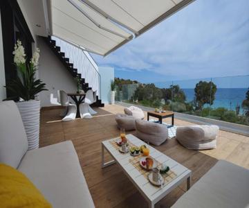 Allonbay Sea Front Luxury Penthouse