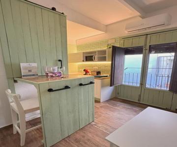 Prieto Picudo - Harbor's Light