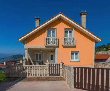 Mirador Do Faro Touriñan