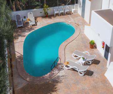 White Suites