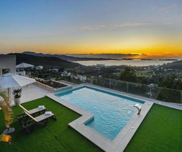 Villa Sa Rota Luxury Sea Views