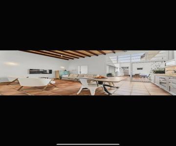 Luxury House Grand Central