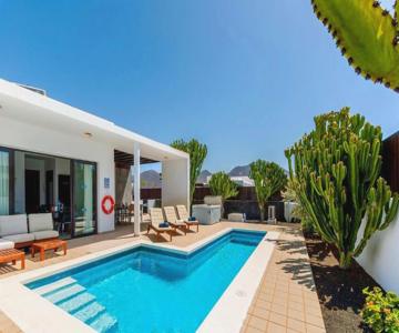 Jacks Place Villa Playablanca Pool Spa