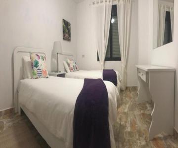 Luján 5e Y 7g Entre Senderos Y Playas, Laurisilva Y Plataneras