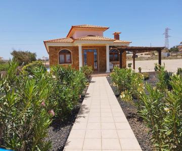 Villa Casa Del Sol 3 Bedroom Villa With Private Solar Covered 12m X 6m Pool Minimum Stay 7 Nights Ch