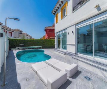 Villa Fresno With Private Pool On Gated 5* Mar Menor Golf Resort - 3 Bed/3 Shower/wc