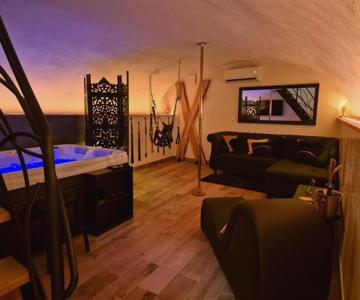 Gîte érotique Avec Spa Privatif