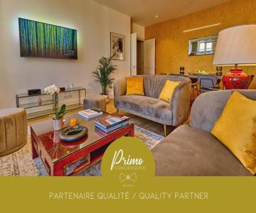 Appartement Montagnon - Les Suites Du Palais - Classé 4 étoiles, Parking Privé, Vue Cathédrale, 3 Ch