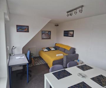 Glaz - T1 Bis En Plein Centre De Plœmeur