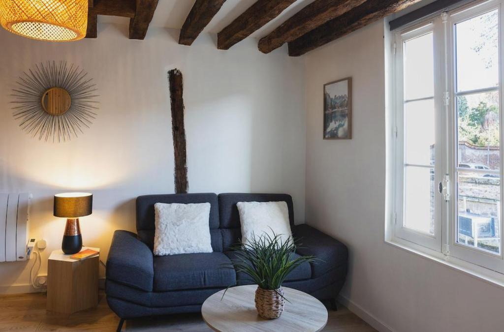 Chartres - Le Pont Bouju - Vue Sur L'eure