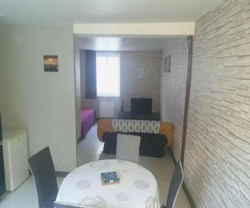 Studio Entier Plein Centre