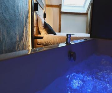 Superbe Appartement, Hypercentre Au Calme Avec Bain Balnéo