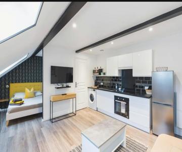 Bienvenue à Reims Type Studio Charmant Et Lumineux 2eme étage