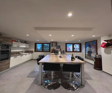 Appartement Spacieux Et Lumineux