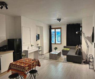 Troyes Centre - Rue Colbert