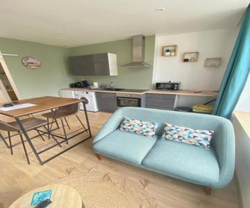 Joli Appartement F2 Plein Centre Coutances