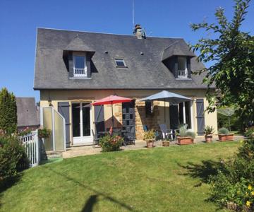 Coup De Cœur Assuré ! Calm Comme à La Maison ! Maison Spacieuse Avec Grande Terrasse Pour 2 à 5 Pers