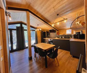 Chalet L'epicéa Rénové Dans La Forêt, T3 Avec Terrasse & Jardin à 5 Min à Pied Des Pistes P2000