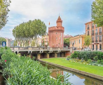 Les Suites Du Castillet
