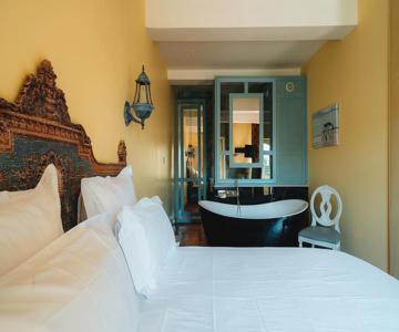 Mes à Moi In Pezenas - Appartements De Charme - Baignoire Balnéo