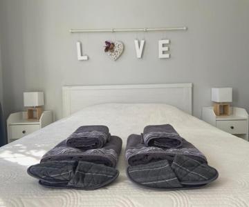 Sweet Home - 55m2 Appt, Garden, Swimming Pool, Parking